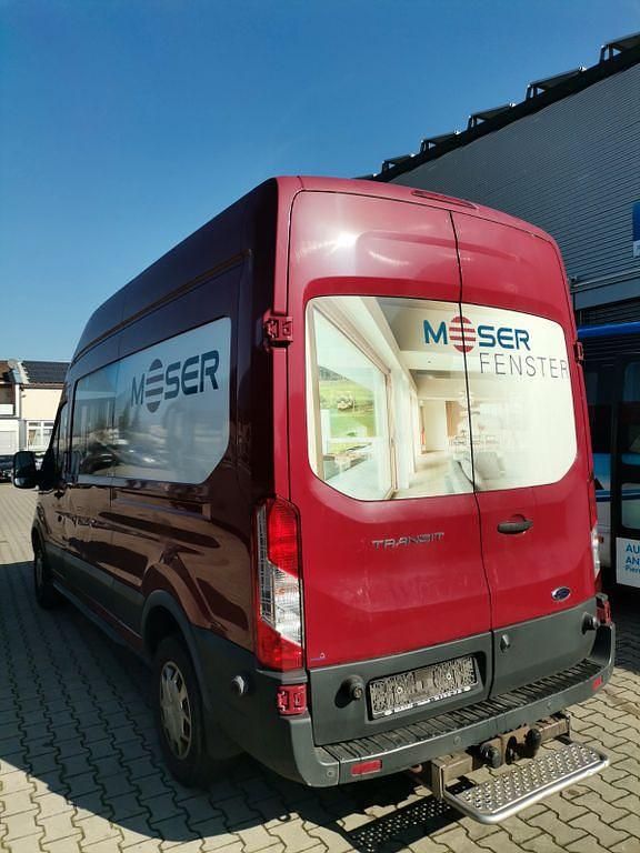 Gebraucht Ford Transit Trend 170 PS (125 kW) 2018 Rot Limousine