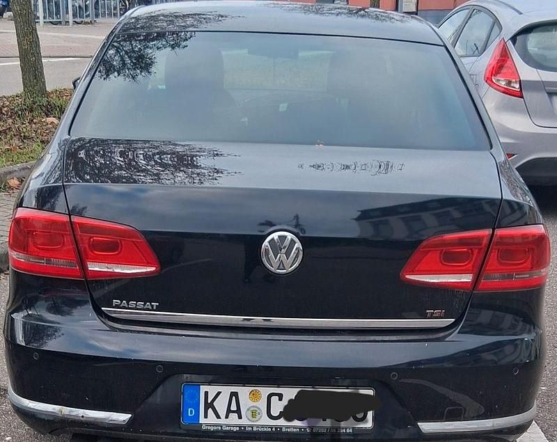 Gebraucht VW Passat Highline 160 PS (117 kW) 2011 Schwarz Limousine