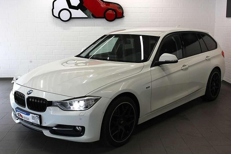 Alpinweiss 3 Gebraucht 2014 BMW 316 M Sport Kombi | 16.990 € (Teuer) - Bild 1/4