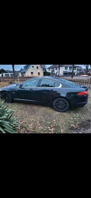 Schwarz Gebraucht 2007 Jaguar XF Limousine | 5.499 € (Etwas zu teuer) - Bild 1/4
