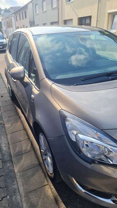 Bronze Gebraucht 2016 Opel Meriva drive Van / Kleinbus | 6.650 € (Fairer Preis) - Bild 1/4