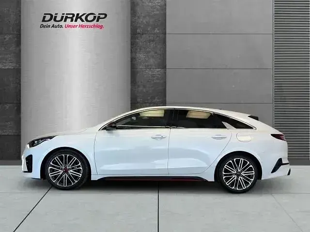 Gebraucht Kia ProCeed GT 204 PS (150 kW) 2020 (hw2) deluxe white m (metallic) Kombi