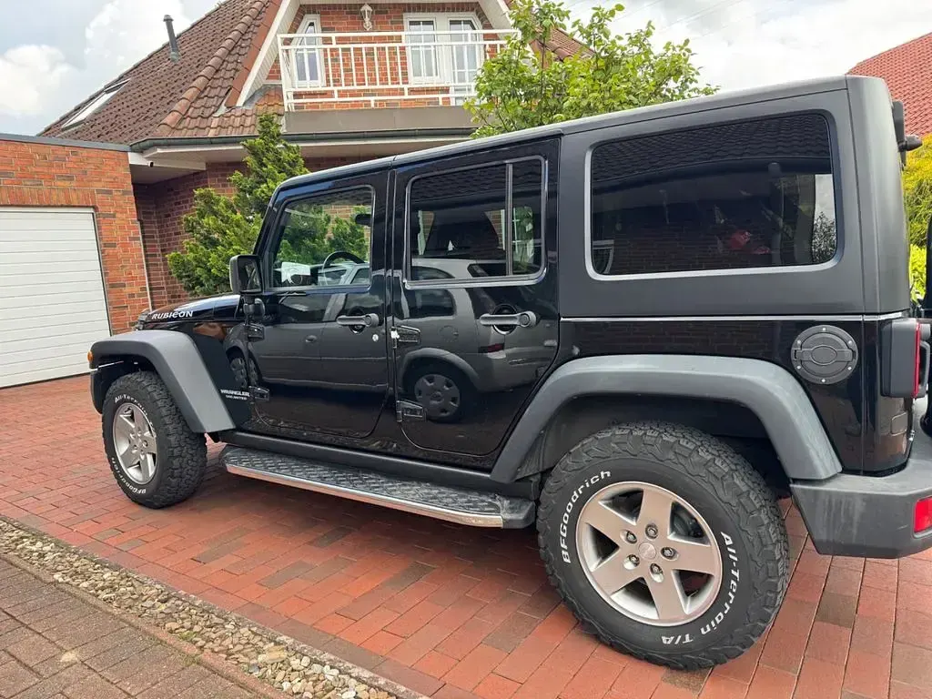 Gebraucht Jeep Wrangler Rubicon 200 PS (147 kW) 2012 Schwarz SUV