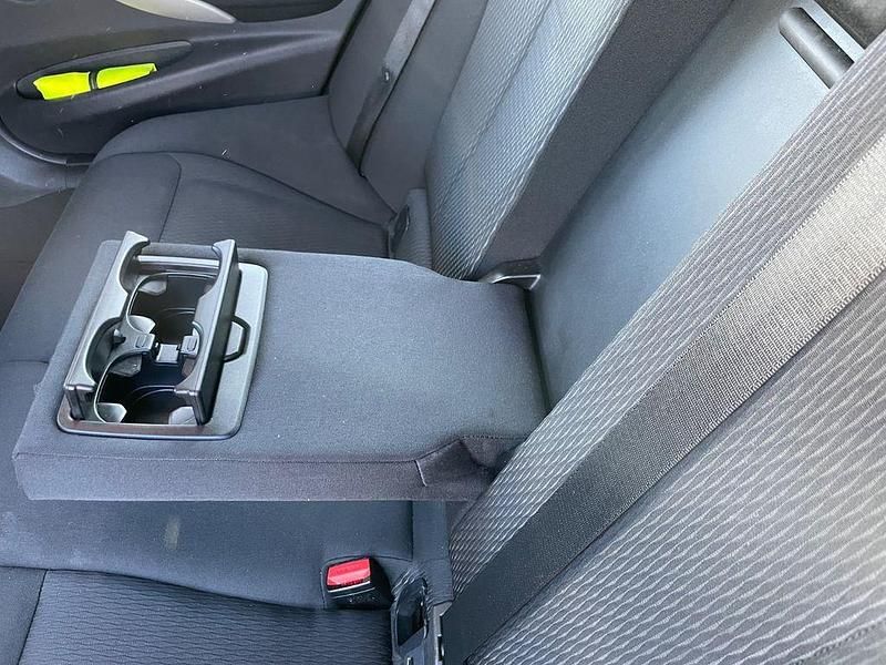 Gebraucht BMW 318 150 PS (110 kW) 2016 Schwarz Kombi