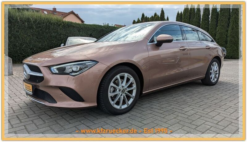 Gold Gebraucht 2021 Mercedes CLA180 Shooting Brake Progressive Kombi | 25.990 € (Guter Preis) - Bild 1/4