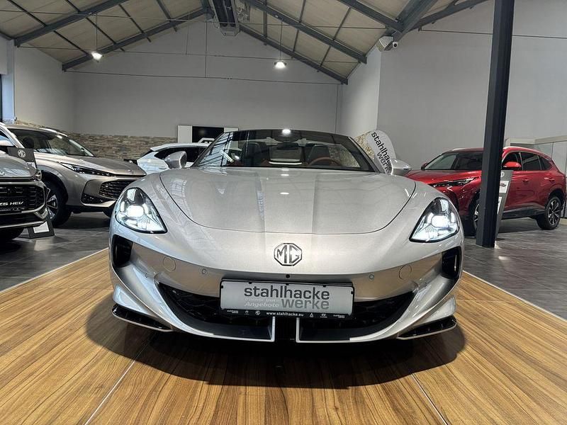 Neu MG Cyberster 250 kW (340 PS) 2026 Medal silver Cabrio