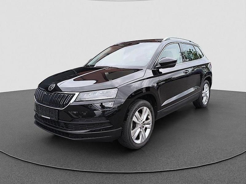 Schwarzmagic perleffekt Gebraucht 2022 Skoda Karoq Style SUV | 25.690 € (Superpreis) - Bild 1/4