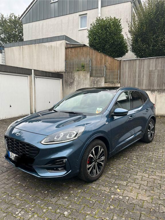 Blau Gebraucht 2021 Ford Kuga ST-Line X SUV | 20.900 € (Guter Preis) - Bild 1/4