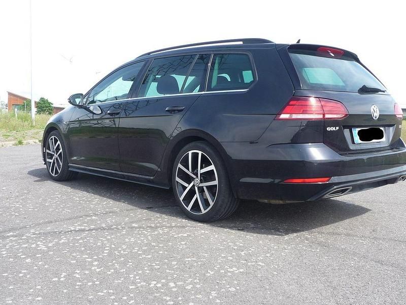 Gebraucht VW Golf VII Comfortline 150 PS (110 kW) 2018 Schwarz Kombi