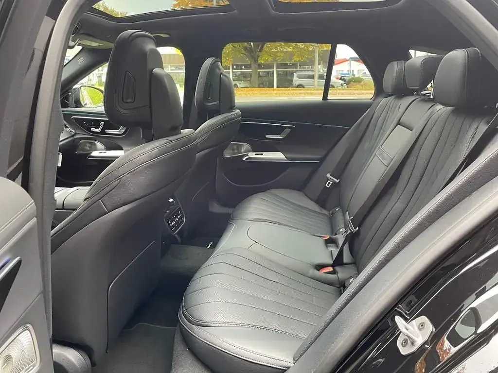 Gebraucht Mercedes E450 AMG 367 PS (269 kW) 2025 Schwarz Kombi