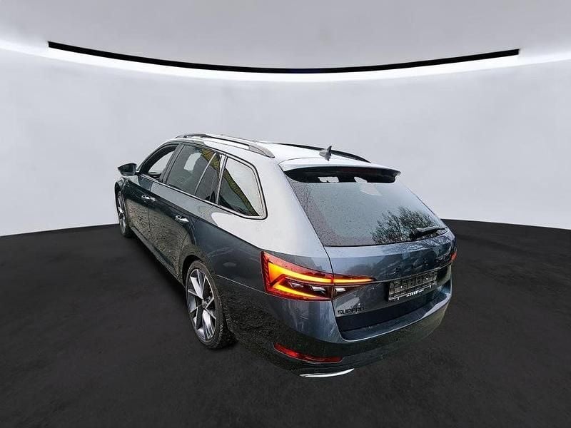 Gebraucht Skoda Superb SportLine 150 PS (110 kW) 2021 Grau Kombi