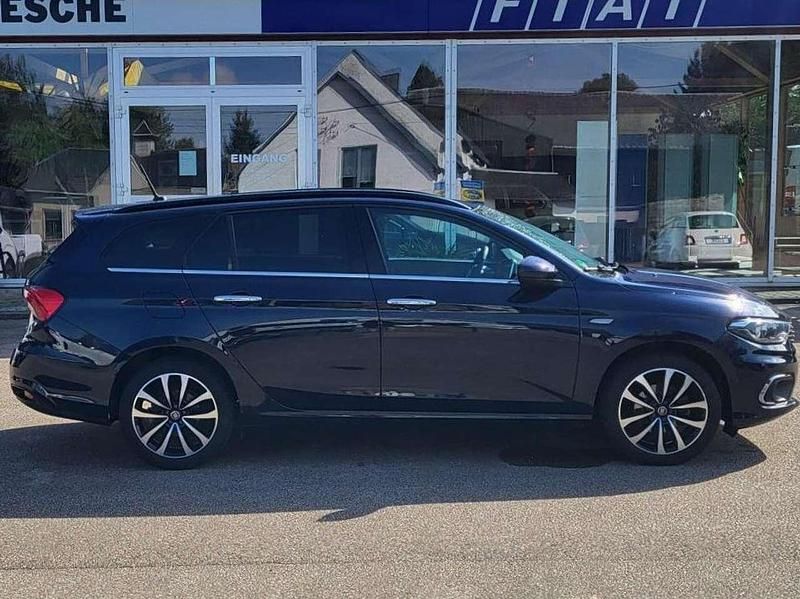Gebraucht Fiat Tipo Lounge 120 PS (88 kW) 2016 Mediterraneo Kombi