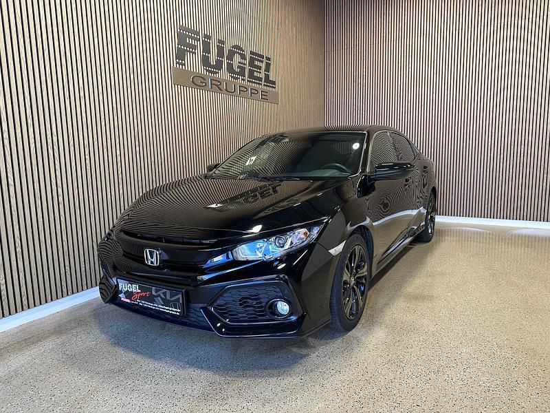 Gebraucht Honda Civic Elegance 120 PS (88 kW) 2019 Crystal black p. Limousine