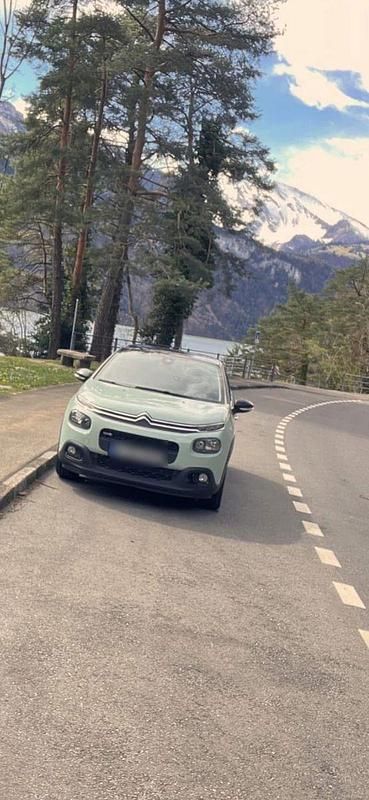 Gebraucht Citroën C3 Live 82 PS (60 kW) 2017 Grün Kleinwagen