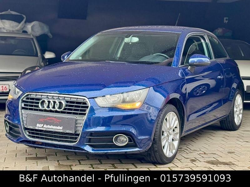 Gebraucht Audi A1 Ambition 122 PS (89 kW) 2011 Blau Kleinwagen