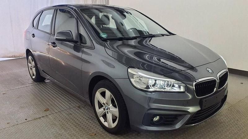 Gebraucht BMW 218 Active Tourer Advantage 136 PS (100 kW) 2016 Grau Van / Kleinbus