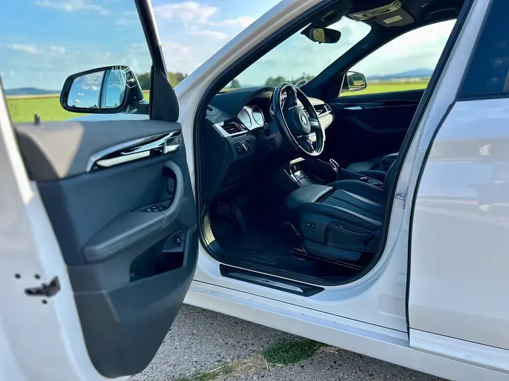 Gebraucht BMW X1 M Sport 178 PS (130 kW) 2022 Weiß SUV