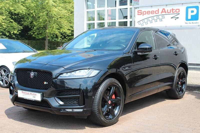 Santorini black Gebraucht 2018 Jaguar F-Pace R-Sport SUV | 31.490 € (Fairer Preis) - Bild 1/4