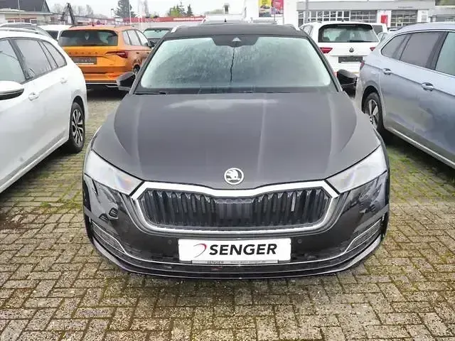 Gebraucht Skoda Octavia Style 150 PS (110 kW) 2023 Black magic perleffekt Kombi