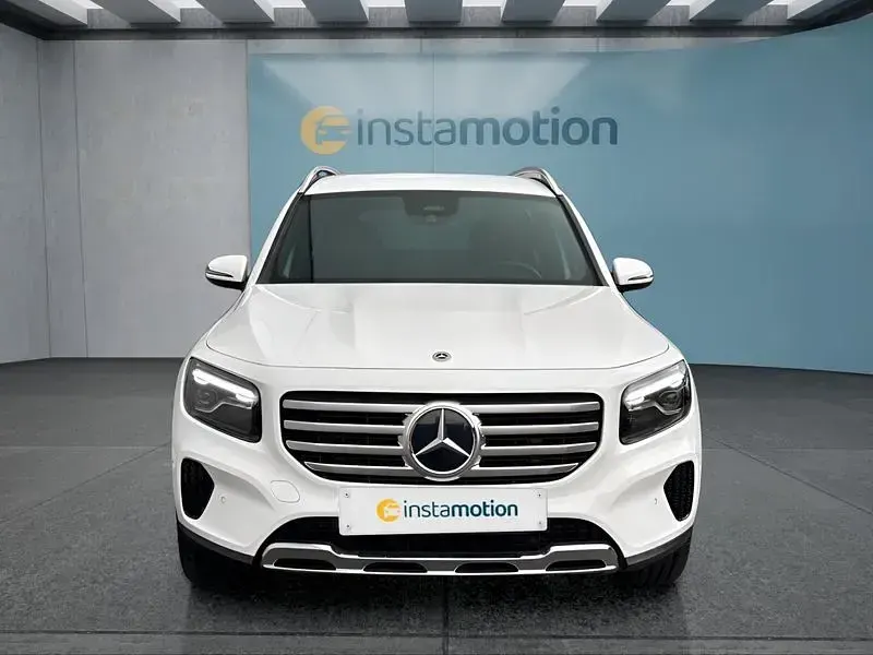 Gebraucht Mercedes GLB220 190 PS (139 kW) 2025 Weiß SUV