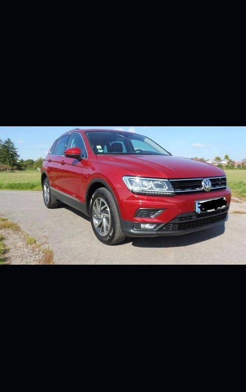 Gebraucht VW Tiguan Sound 179 PS (131 kW) 2018 Rot SUV