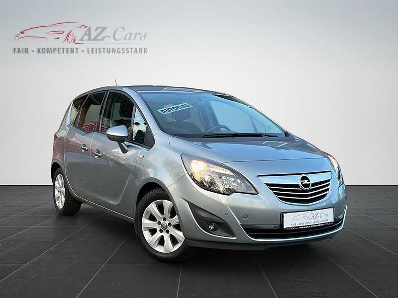 Silber Gebraucht 2013 Opel Meriva Innovation Van / Kleinbus | 4.490 € (Fairer Preis) - Bild 1/4