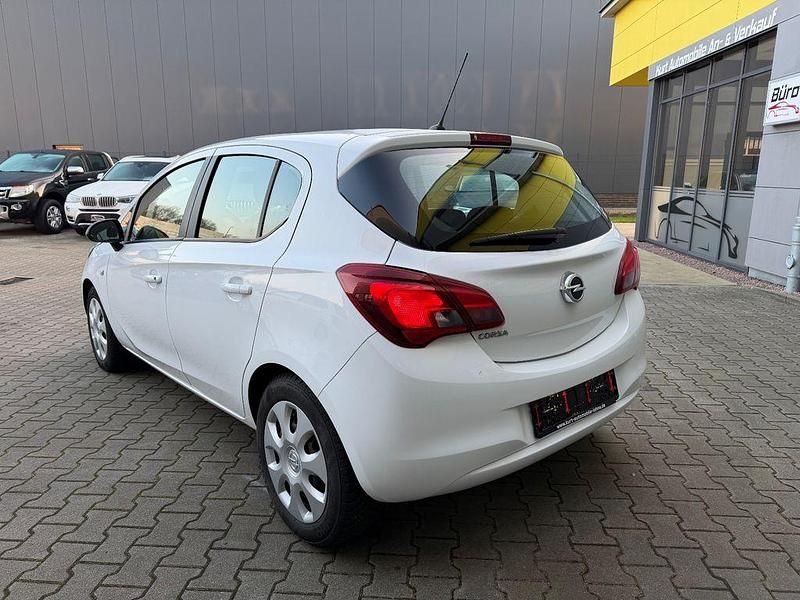 Gebraucht Opel Corsa Edition 90 PS (66 kW) 2018 Weiß Kleinwagen
