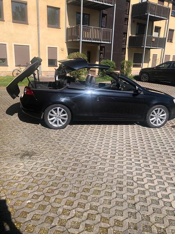 Schwarz Gebraucht 2008 VW Eos Edition Cabrio | 5.900 € (Teuer) - Bild 1/4