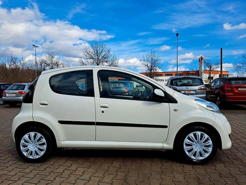 Gebraucht Citroën C1 68 PS (50 kW) 2009 Weiß Kleinwagen