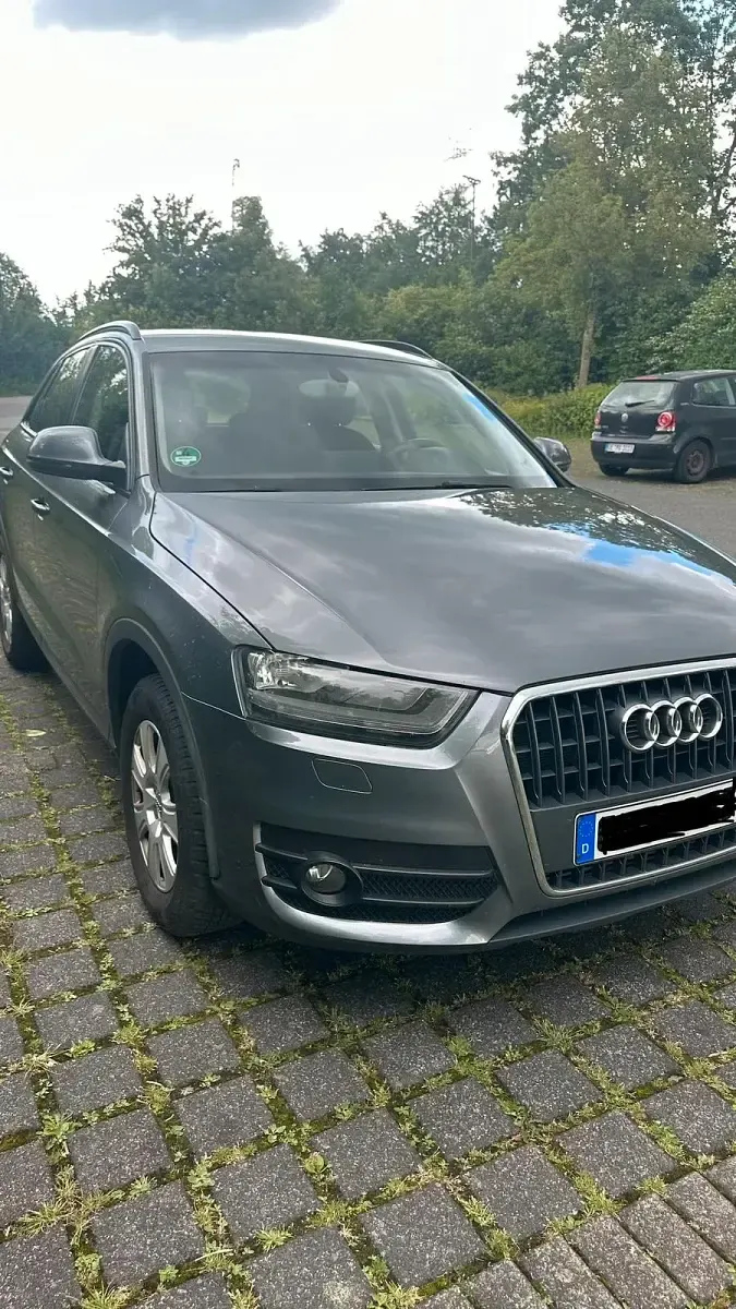 Gebraucht Audi Q3 Premium 136 PS (100 kW) 2012 Grau SUV