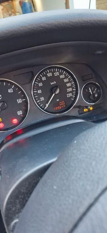 Gebraucht Opel Astra Elegance 101 PS (74 kW) 2001 Silber Limousine