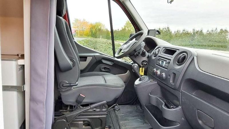 Gebraucht Opel Movano 125 PS (91 kW) 2014 Rot Van