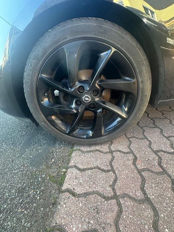 Usata Opel Adam 101 CV (74 kW) 2013 Nero Utilitaria