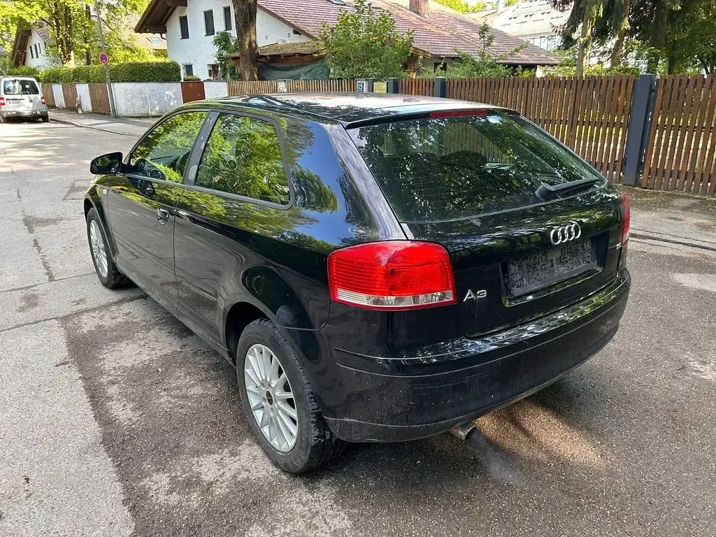 Używany Audi A3 Attraction 102 KM (75 kW) 2007 Czarny Hatchback