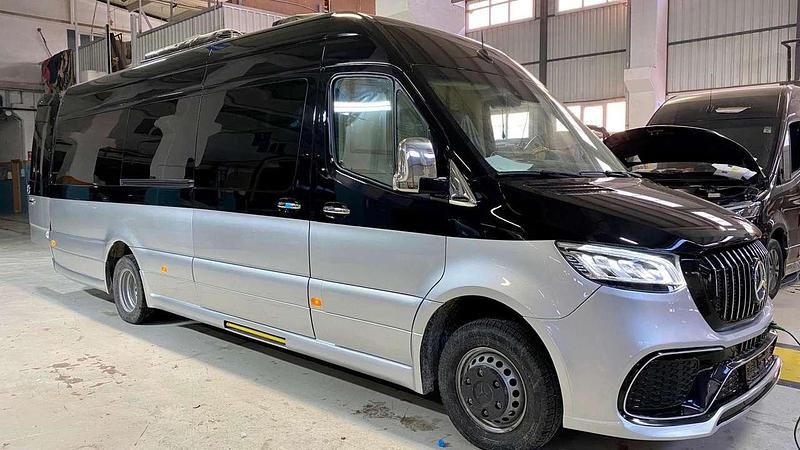 Gebraucht Mercedes Sprinter 156 PS (114 kW) 2021 Schwarz Van