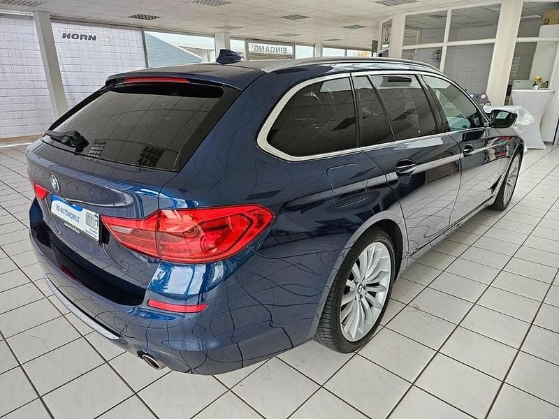 Gebraucht BMW 530 Luxury Line 265 PS (194 kW) 2020 Blau Kombi
