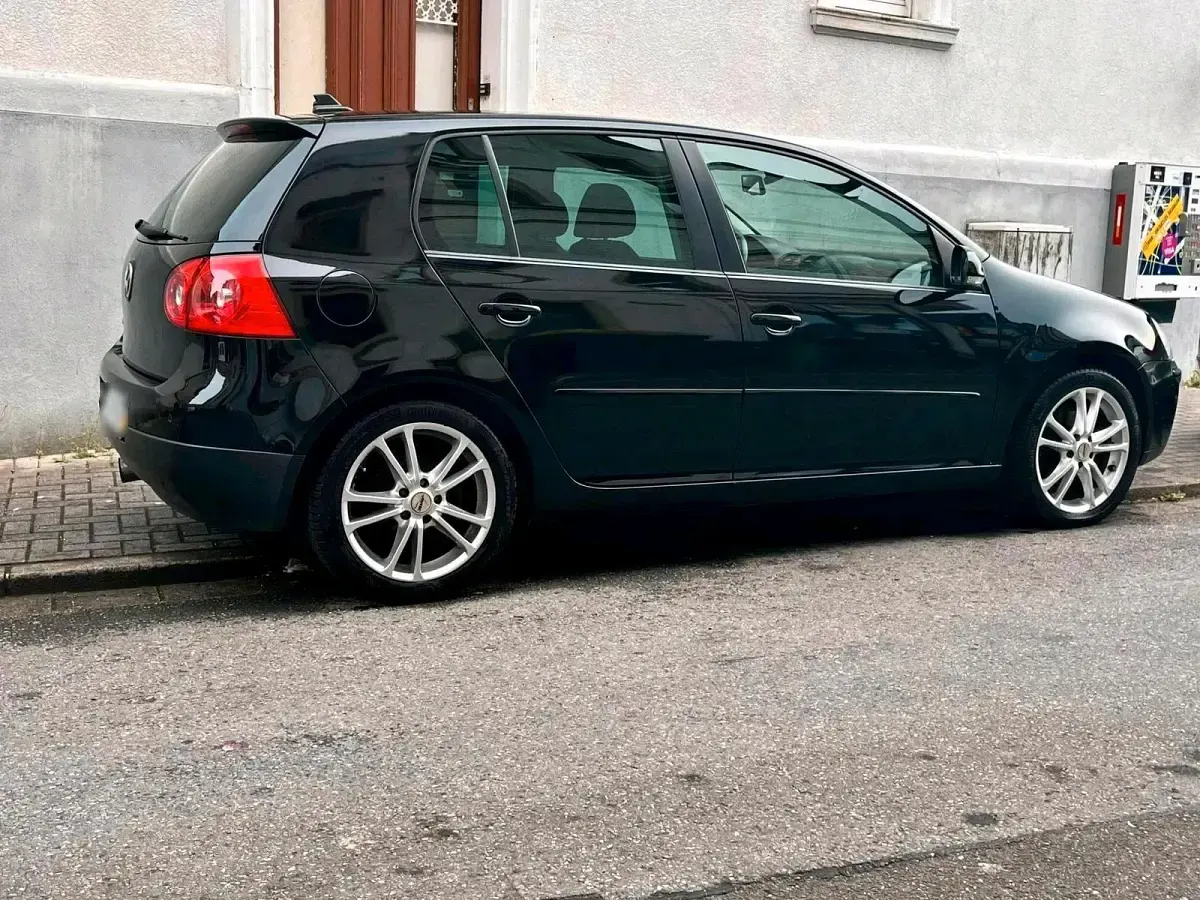 Gebraucht VW Golf VI United 122 PS (89 kW) 2008 Schwarz Kleinwagen