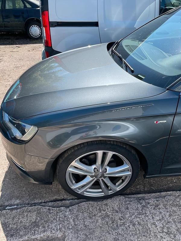 Gebraucht Audi A3 S-Line 150 PS (110 kW) 2013 Grau Coupé