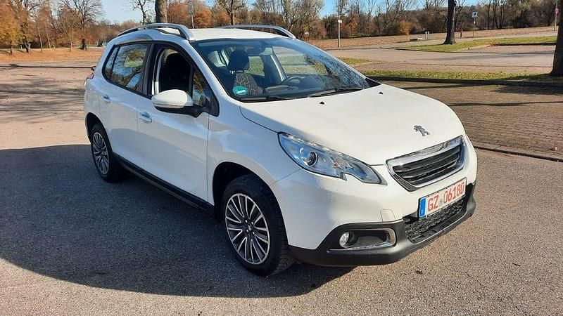 Weiß Gebraucht 2013 Peugeot 2008 Active SUV | 3.990 € (Guter Preis) - Bild 1/4