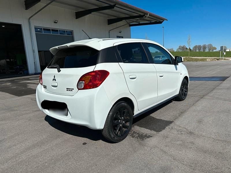 Gebraucht Mitsubishi Space Star 80 PS (58 kW) 2016 Weiß Kleinwagen