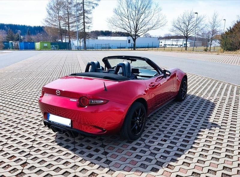 Gebraucht Mazda MX5 Ad'Vantage 132 PS (97 kW) 2021 Rot Cabrio