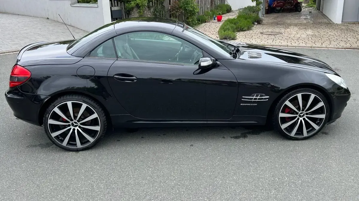 Gebraucht Mercedes SLK200 163 PS (119 kW) 2006 Schwarz Cabrio