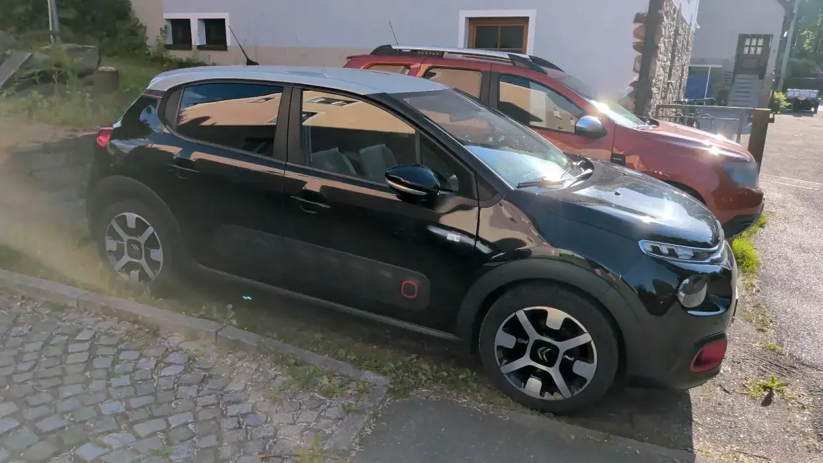 Gebraucht Citroën C3 82 PS (60 kW) 2018 Schwarz Kleinwagen