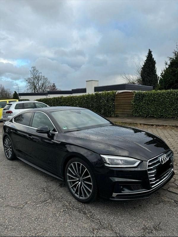 Schwarz Gebraucht 2017 Audi A5 Sportback S-Line Limousine | 26.500 € (Etwas zu teuer) - Bild 1/4
