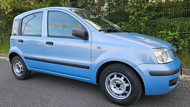 Blau Gebraucht 2009 Fiat Panda Kleinwagen | 2.850 € (Fairer Preis) - Bild 1/4