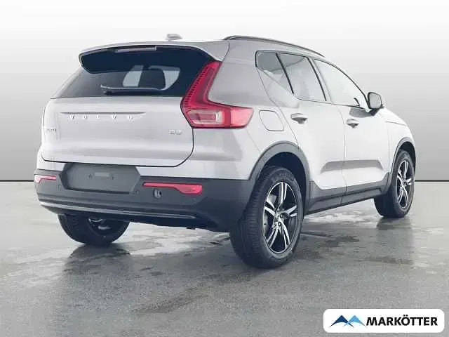 Gebraucht Volvo XC40 120 PS (88 kW) 2025 SUV
