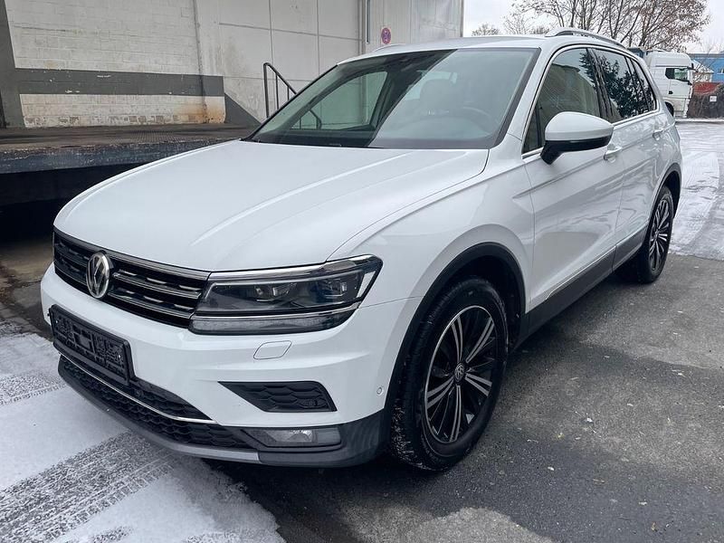 Weiß Gebraucht 2018 VW Tiguan Highline SUV | 18.990 € (Fairer Preis) - Bild 1/4