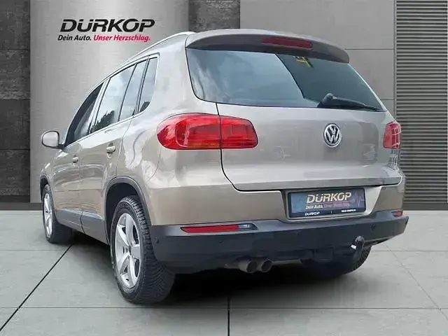 Gebraucht VW Tiguan Sportline 125 PS (91 kW) 2016 Beige SUV