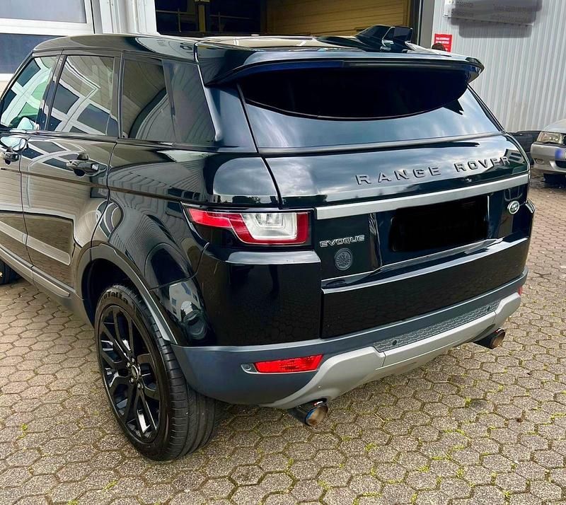 Gebraucht Land Rover Range Rover evoque Skyview Edition 179 PS (131 kW) 2017 Schwarz SUV