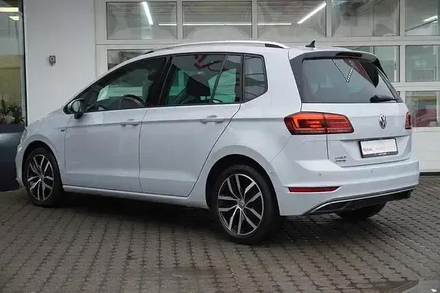 Gebraucht VW Golf Sportsvan Join 110 PS (80 kW) 2018 Silber Van / Kleinbus